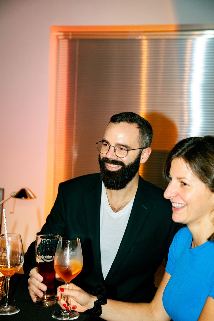 erod-agence-creative-20-ans-photo-souvenir-deux-invitees